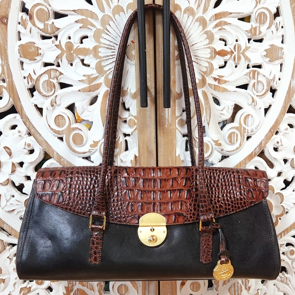 Brahmin Handbags - EUC Brahmin Vintage Black/Dark Brown Croc & Leather Shoulder Bag